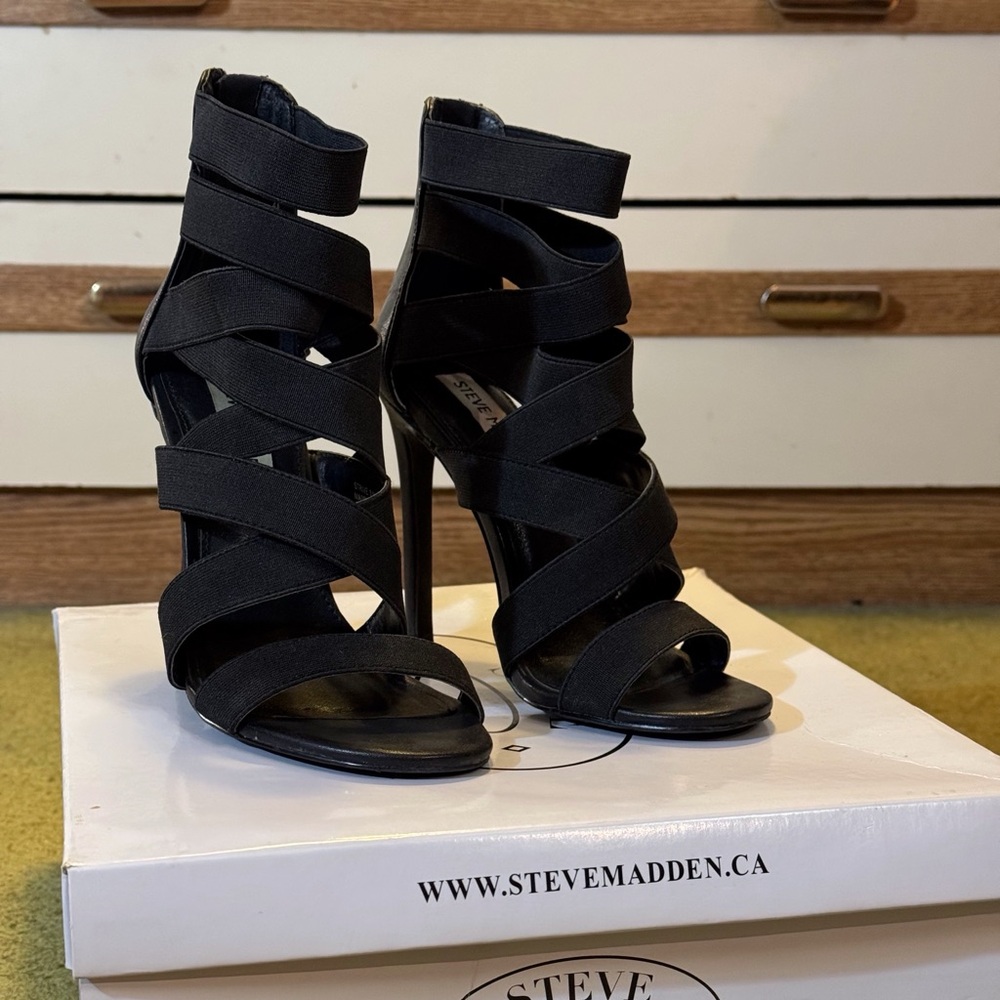 Steve Madden Elegant Black Heels